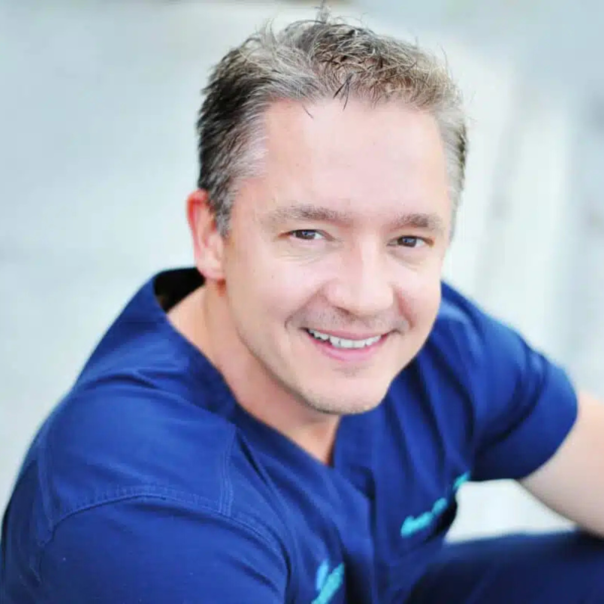 Craig J Petry